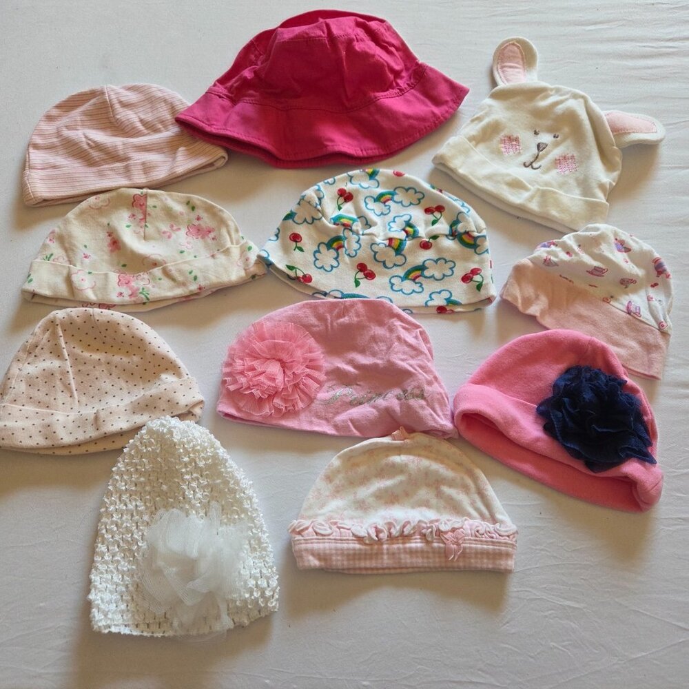 Lot of 11 Girls 6-12 Months Mixed Baby Hats with Flower Beanies & Bucket Cap